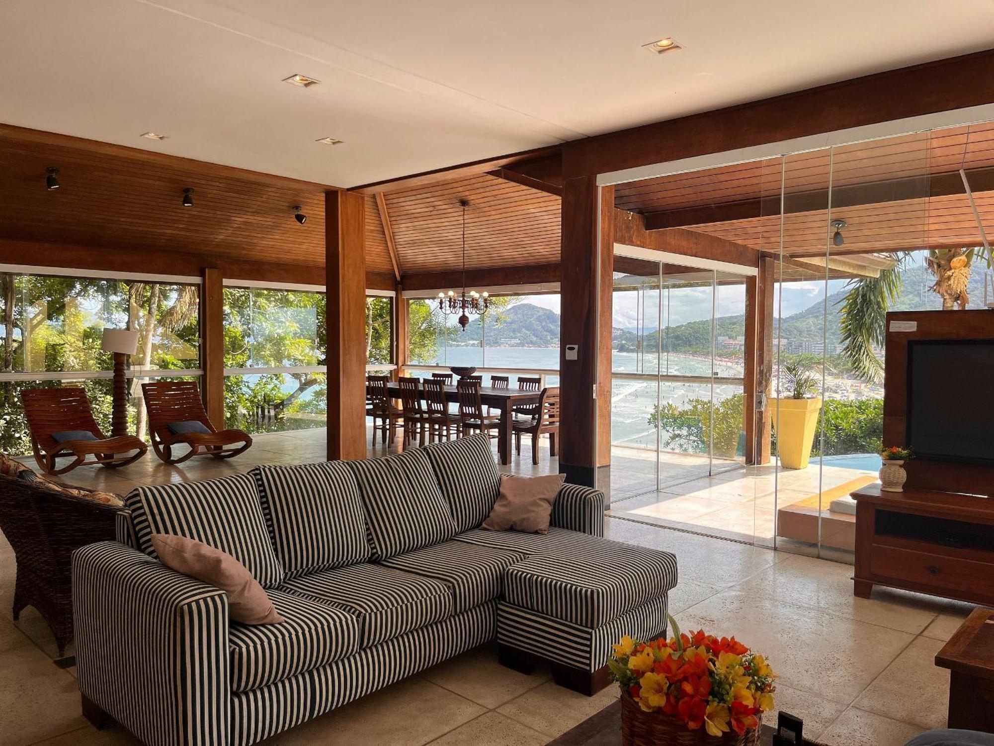 Refugio Confortavel Com Piscina De Borda Infinita E Vista Incrivel Da Grande *