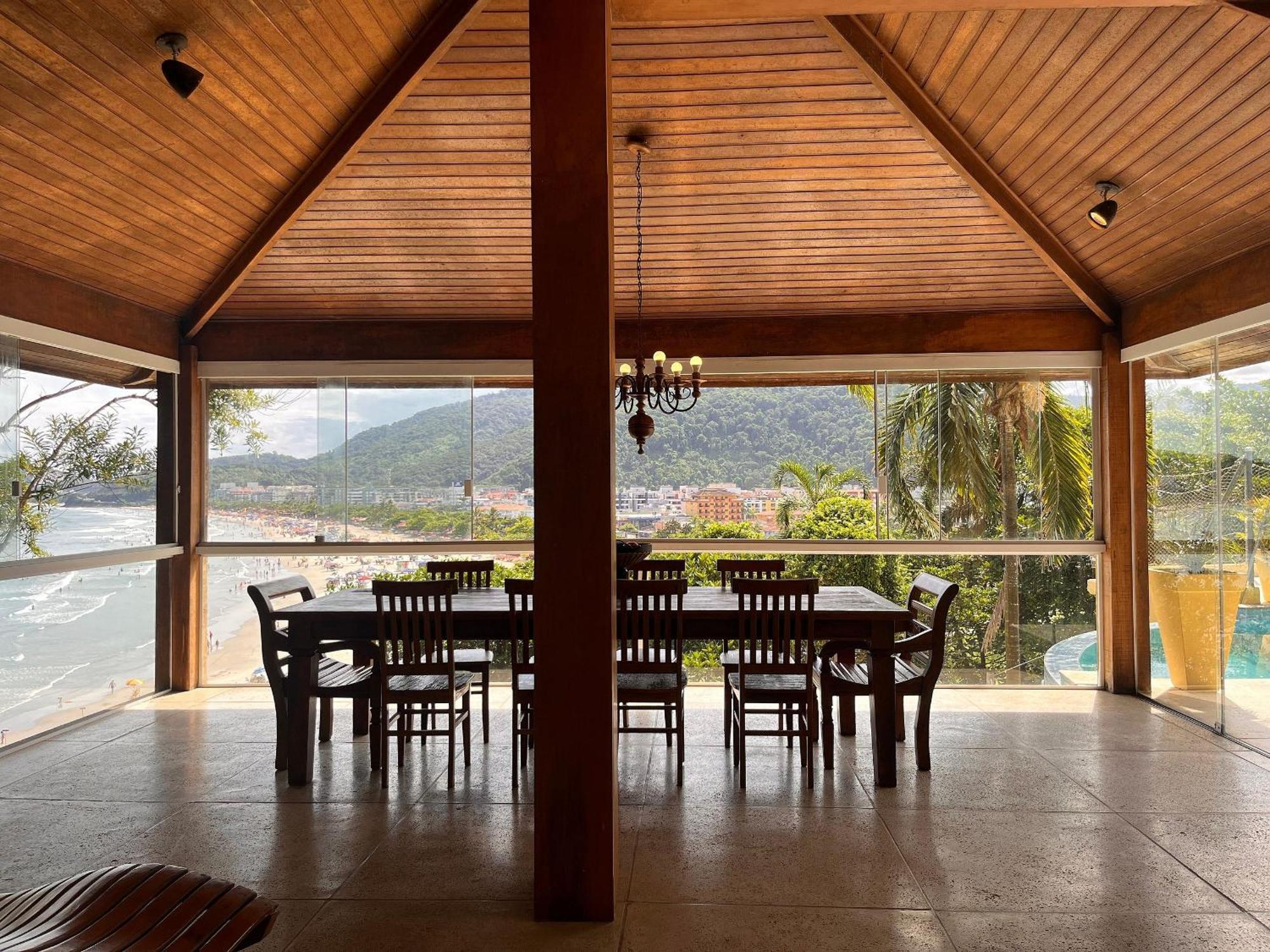 Casa de férias Refugio Confortavel Com Piscina De Borda Infinita E Vista Incrivel Da Grande Ubatuba
